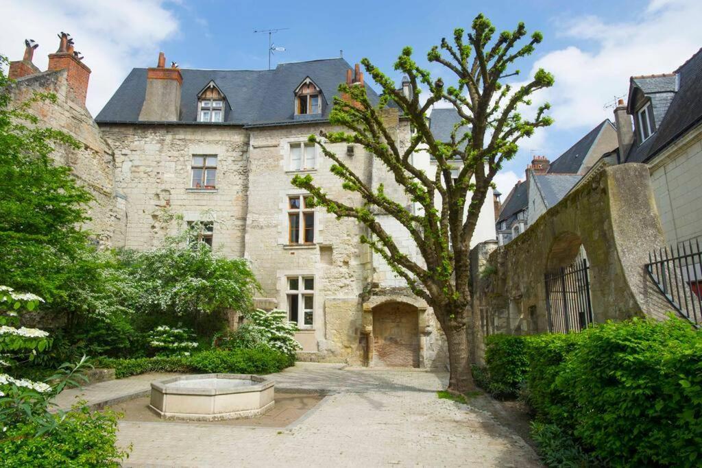 Appartement De Caractere Au Coeur Du Vieux Tours Exterior foto